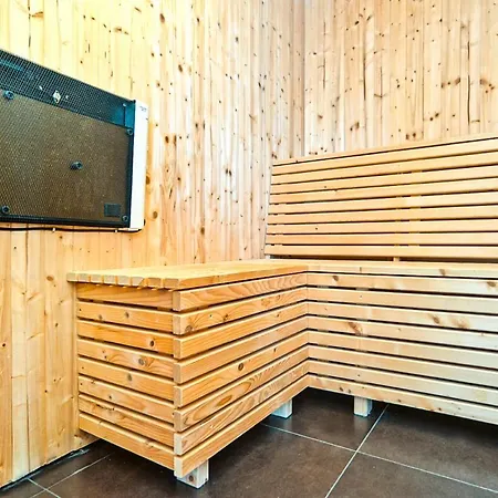 Sleeps 12 Pool Air Con Wifi *